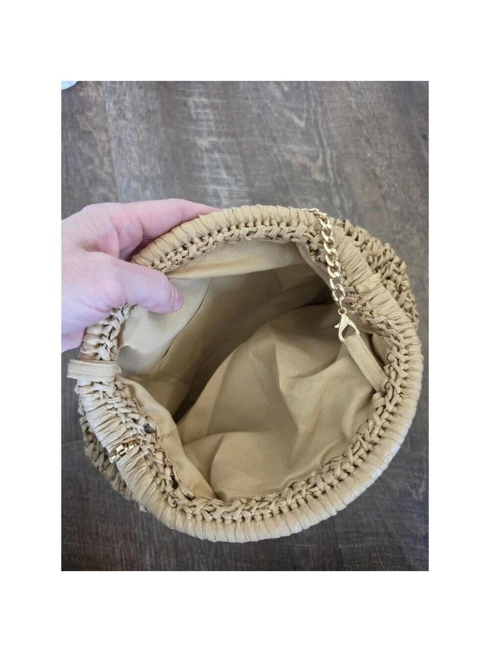 Woven Straw Shoulder Bag with Gold Chain Strap - Picture 3 of 5
